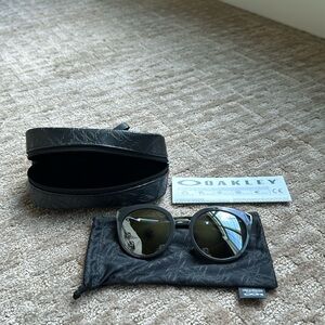 Oakley sunglasses